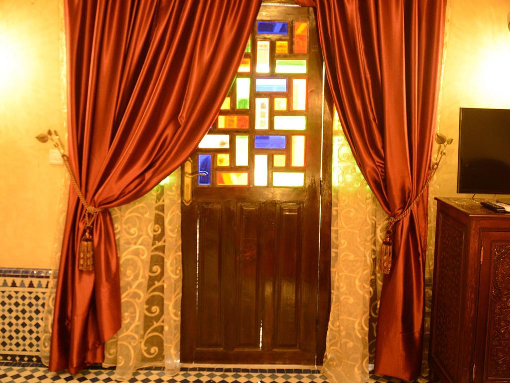 Deluxe Suite,141212673:JPEG
